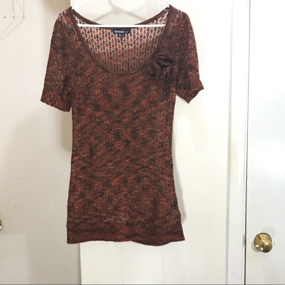 ‼️WEEKEND SALE‼️ Kensie☀️Fishnet sweater with knit roses - Picture 1 of 8